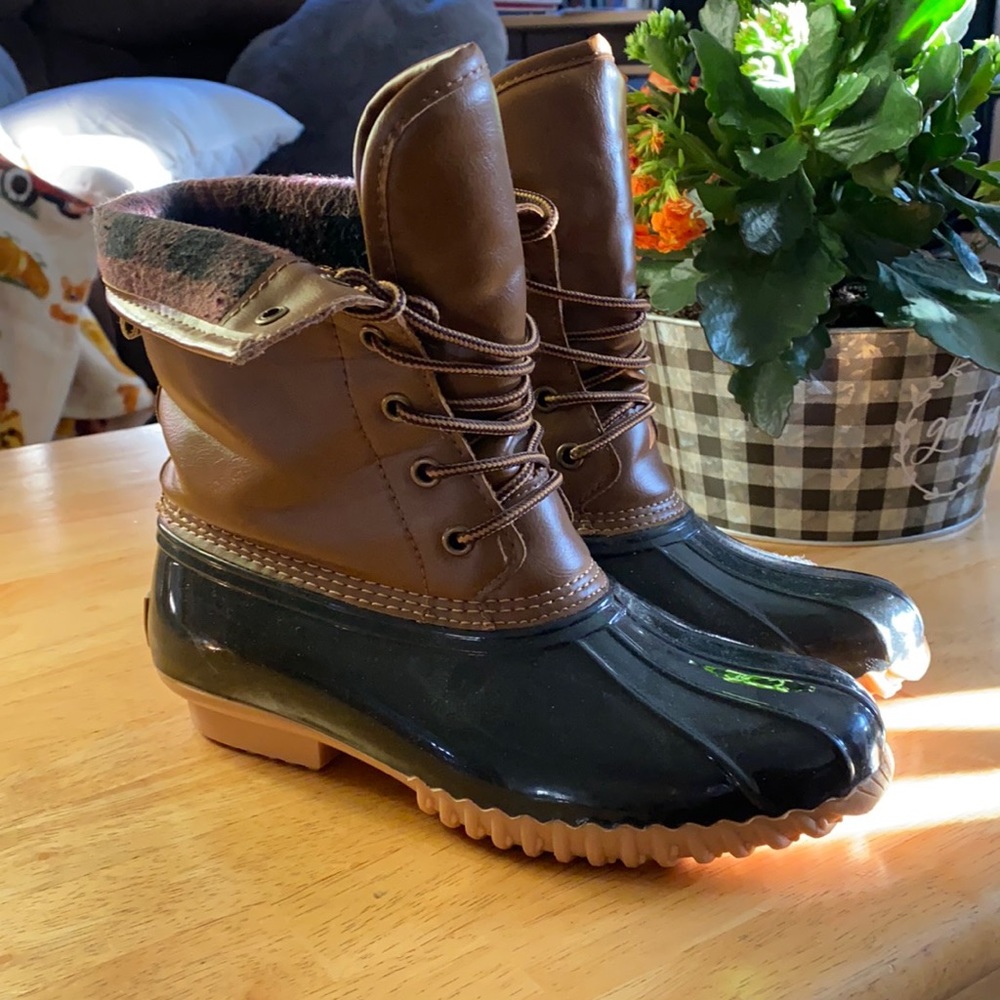 Sporto Duck Boots